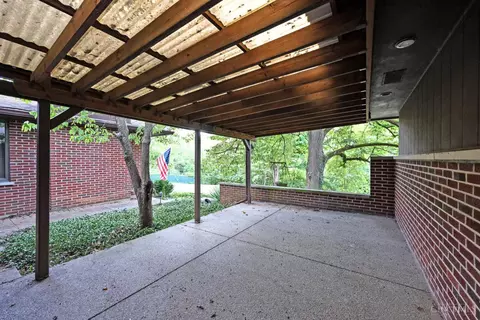 7714 Forest Rd, Cincinnati, OH 45255 photo 11