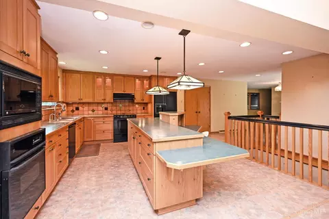 7714 Forest Rd, Cincinnati, OH 45255 photo 24