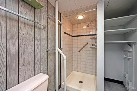 7714 Forest Rd, Cincinnati, OH 45255 photo 40