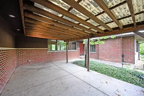 7714 Forest Rd, Cincinnati, OH 45255 photo 12