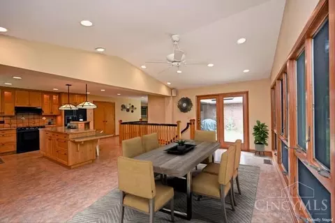 7714 Forest Rd, Cincinnati, OH 45255 photo 14