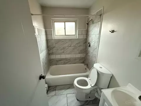 Bath - 3553 Van Antwerp Pl, Cincinnati, OH 45229 photo 1 of 3