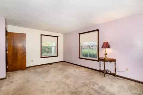 146 Overcliff Rd, Cincinnati, OH 45233 photo 11