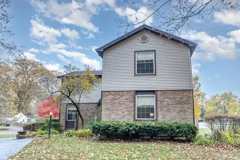 146 Overcliff Rd, Cincinnati, OH 45233 photo 2