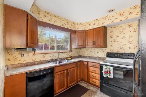 146 Overcliff Rd, Cincinnati, OH 45233 photo 7