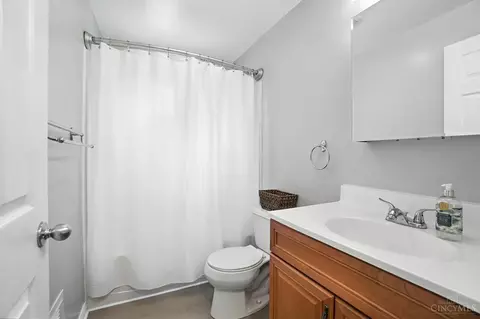 1684 Sanborn Dr, Reading, OH 45215 photo 18