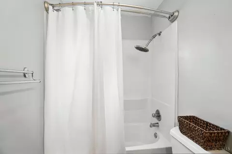 1684 Sanborn Dr, Reading, OH 45215 photo 20