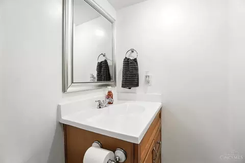 1684 Sanborn Dr, Reading, OH 45215 photo 39