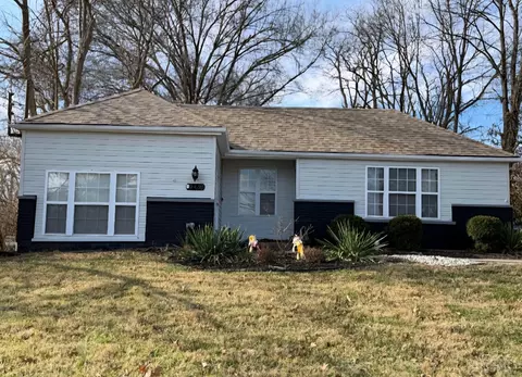 949 Anderson Ferry Rd, Cincinnati, OH 45238