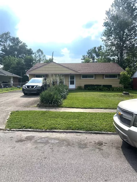 8681 Desoto Dr, Cincinnati, OH 45231