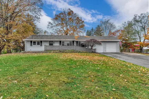 8429 Strimple Rd, Cleves, OH 45002
