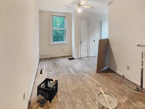 Bedroom - 1440 Manss Ave, Cincinnati, OH 45205 photo 4 of 4