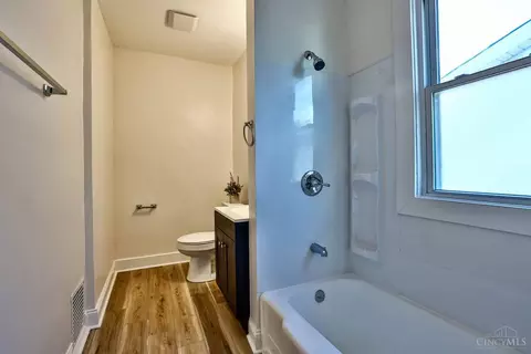 Bath - 4775 Rapid Run Rd, Cincinnati, OH 45238 photo 1 of 1