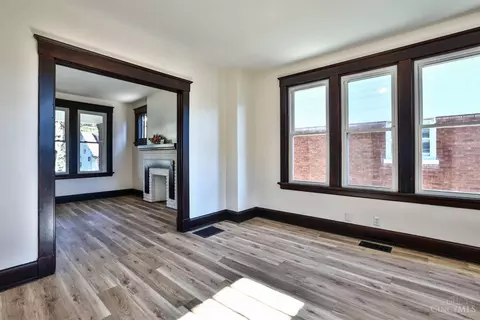 Living - 4775 Rapid Run Rd, Cincinnati, OH 45238 photo 7 of 8