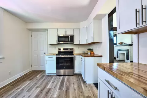 Kitchen - 4775 Rapid Run Rd, Cincinnati, OH 45238 photo 1 of 3