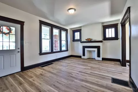Living - 4775 Rapid Run Rd, Cincinnati, OH 45238 photo 2 of 8