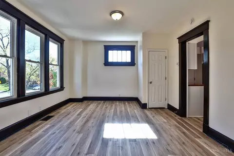 Living - 4775 Rapid Run Rd, Cincinnati, OH 45238 photo 6 of 8