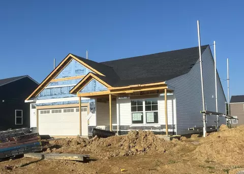 1219 Blue Spruce Ln, Wilmington, OH 45177