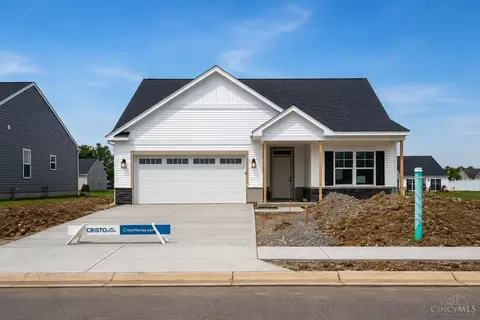 1219 Blue Spruce Ln, Wilmington, OH 45177