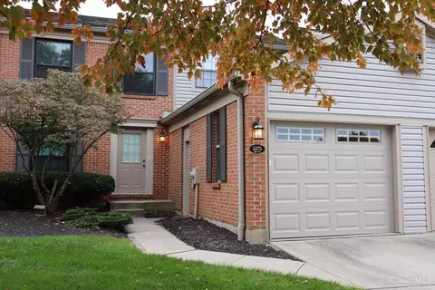5375 Londonderry Dr, Sharonville, OH 45241