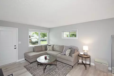 Living - 8831 Daly Rd, Cincinnati, OH 45231 photo 3 of 3