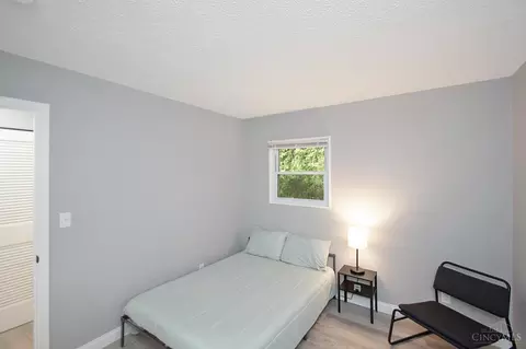 Bedroom - 8831 Daly Rd, Cincinnati, OH 45231 photo 5 of 5