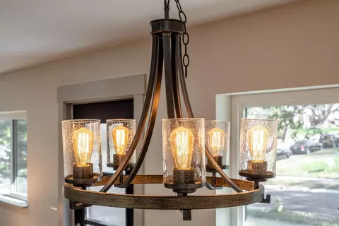 Dining - 8693 Mockingbird Ln, Cincinnati, OH 45231 photo 1 of 2