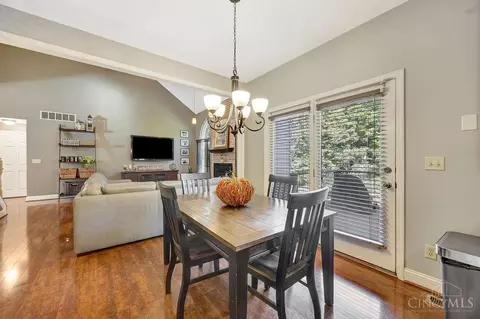 Dining - 3894 Bremen Pass, Cleves, OH 45002 photo 4 of 5