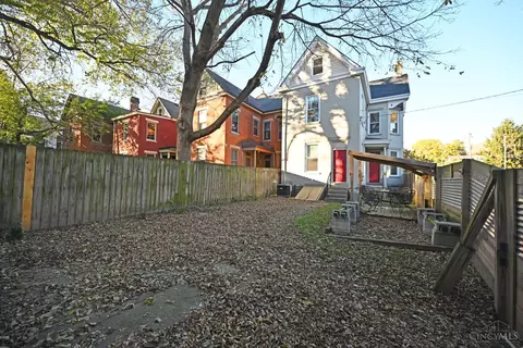 Exterior - 1535 Pullan Ave, Cincinnati, OH 45223 photo 7 of 9