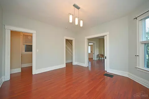 Living - 1535 Pullan Ave, Cincinnati, OH 45223 photo 10 of 15