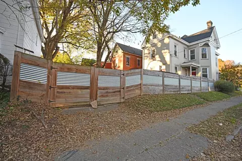 Exterior - 1535 Pullan Ave, Cincinnati, OH 45223 photo 9 of 9
