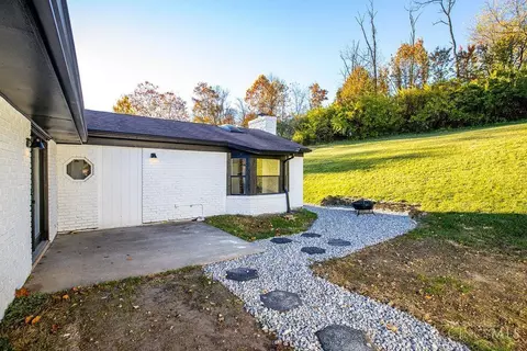 716 Winding Way, Cincinnati, OH 45245 photo 4