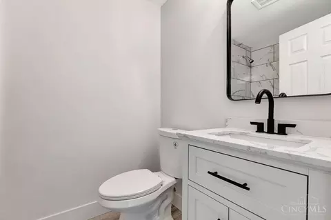 716 Winding Way, Cincinnati, OH 45245 photo 26