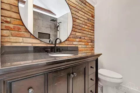 716 Winding Way, Cincinnati, OH 45245 photo 34