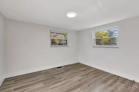 716 Winding Way, Cincinnati, OH 45245 photo 31