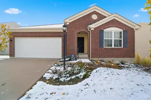 8839 Bluejay View Dr, Cleves, OH 45002