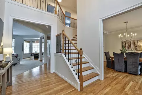 Entry Way - 6307 Mercers Pointe Dr, Cincinnati, OH 45244 photo 1 of 3