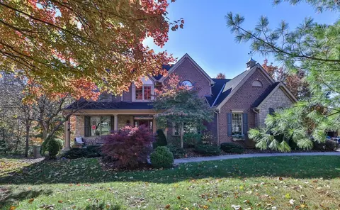 6307 Mercers Pointe Dr, Cincinnati, OH 45244