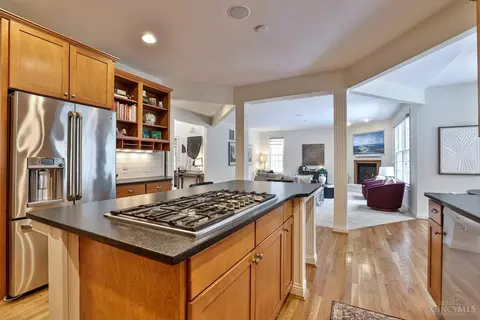 Kitchen - 6307 Mercers Pointe Dr, Cincinnati, OH 45244 photo 3 of 7