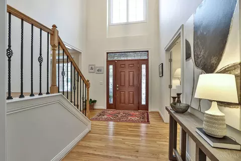 Entry Way - 6307 Mercers Pointe Dr, Cincinnati, OH 45244 photo 2 of 3