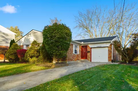 10684 Bridlepath Ln, Sharonville, OH 45241