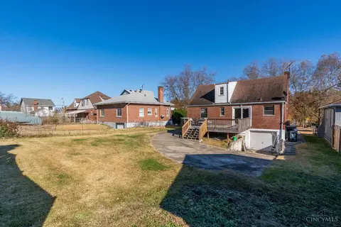 Exterior - 1429 Covedale Ave, Cincinnati, OH 45238 photo 7 of 8