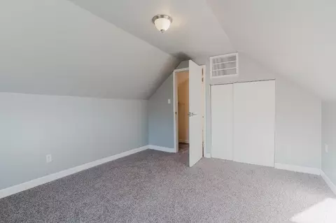 Bedroom - 1429 Covedale Ave, Cincinnati, OH 45238 photo 4 of 6