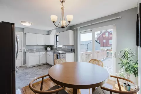 Dining - 1429 Covedale Ave, Cincinnati, OH 45238 photo 1 of 2