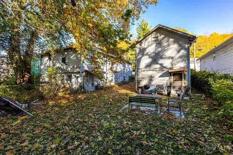 Exterior - 6239 Betts Ave, Cincinnati, OH 45224 photo 4 of 5