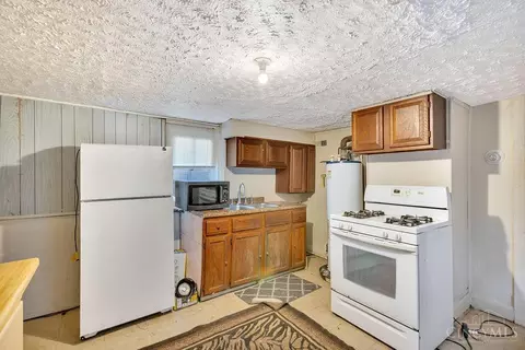 Kitchen - 6239 Betts Ave, Cincinnati, OH 45224 photo 1 of 2
