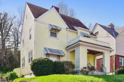Exterior - 2197 Crane Ave, Cincinnati, OH 45207 photo 4 of 10