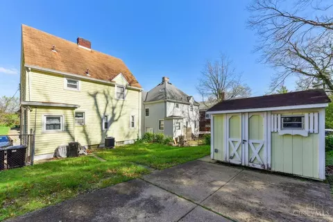 Exterior - 2197 Crane Ave, Cincinnati, OH 45207 photo 7 of 10