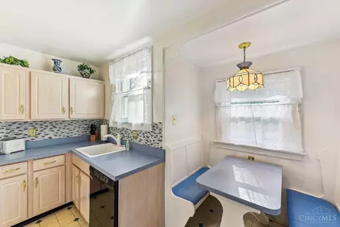 Kitchen - 2197 Crane Ave, Cincinnati, OH 45207 photo 1 of 4