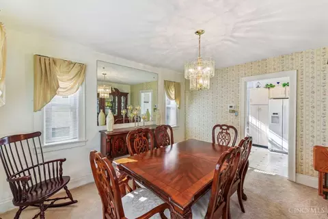 Dining - 2197 Crane Ave, Cincinnati, OH 45207 photo 3 of 4